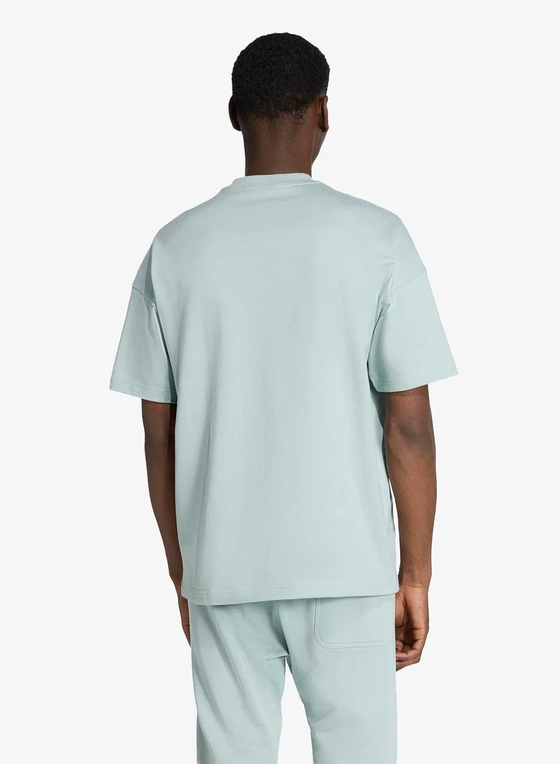 اديداس تيشيرت برسومات لجميع المواسم